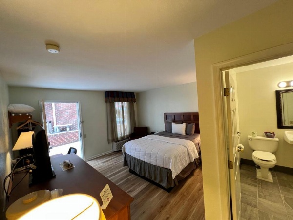 Inn at Cemetery Hill image 12