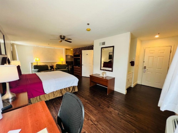 Inn at Cemetery Hill image 24