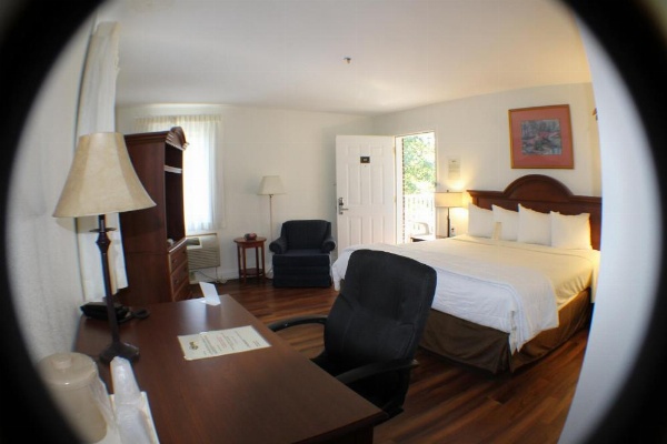 Inn at Cemetery Hill image 26