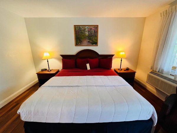 Inn at Cemetery Hill image 3